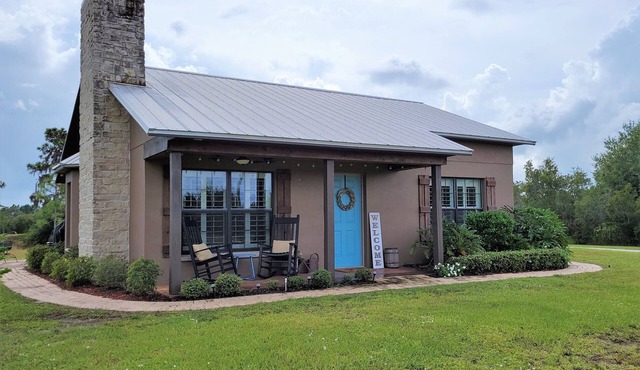 (NEW) The Guesthouse (near Lakewood Ranch)