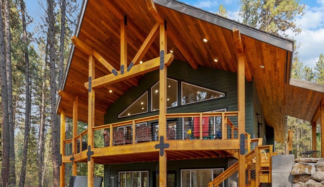 New - The Missed Place - AC - Trailer Parking - Forested Retreat - Deck - 5 Acres