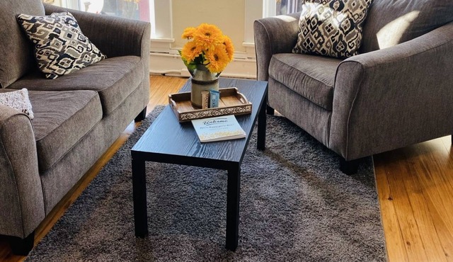 *NEW* The Penthouse in Fulton's Historic District!