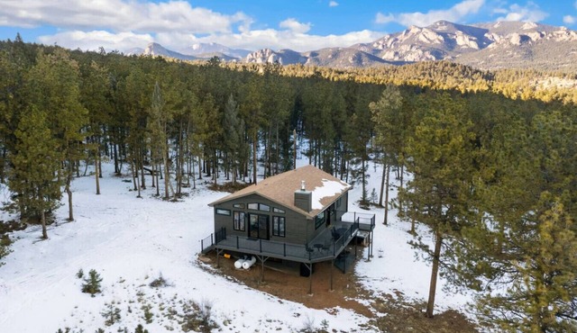New The Pine Getaway Lots of Room Hot Tub Views