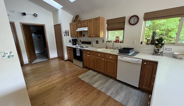 New to market- Beautiful year-round home on the South End of Skaneateles Lake