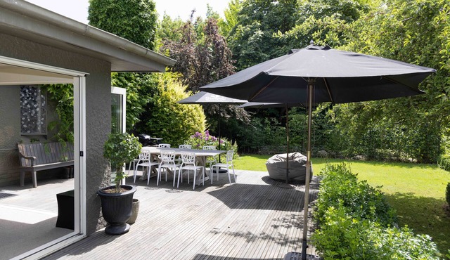 New to the holiday market. The Orchard Garden Cottage 5min from Clyde.