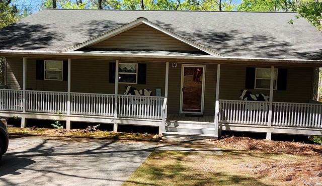 New to the market, Quiet Cove, Pet FriendlynWhistling Dixie Lake Retreat 3bd/3ba