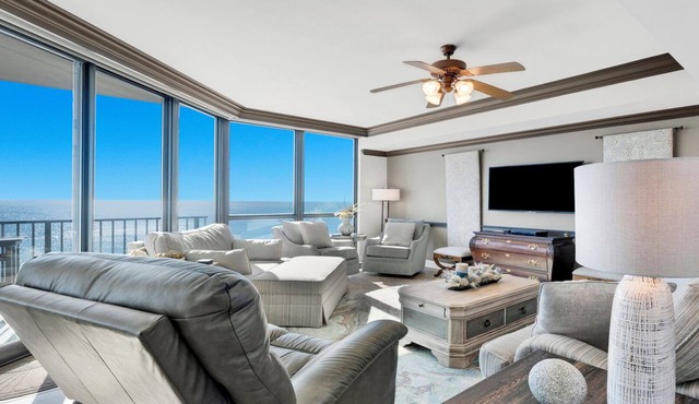 NEW to the Rental Market! Phoenix IX! Gorgeous 2BR, Gulf front!