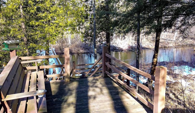New to VRBO: Beautifully renovated genuine log cabin 2Bed 1bath on Sable River