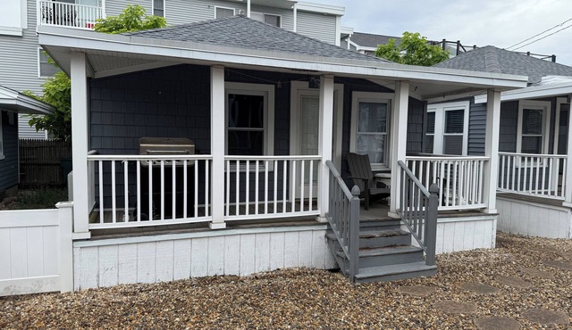 New to VRBO! Cute 2 bedroom cottage just steps from the beach!