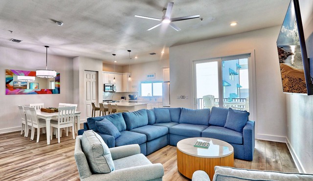 ☀NEW Townhome🌴Azul A5🌊Acros from Beach🍹Private Roof Top Deck🐬Heated Pool
