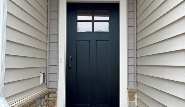 New Townhome in State College – 3BR, fin. basement, 4 car parking. Spacious !