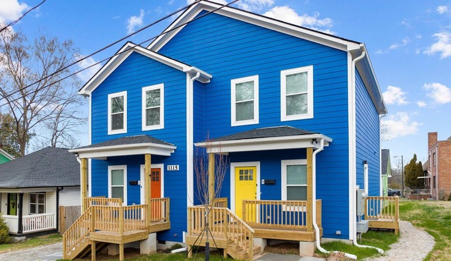 New Townhome -near Downtown, DPAC, Food - Unit B