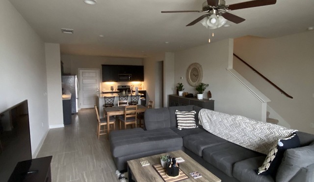 New townhouse - fully furnished