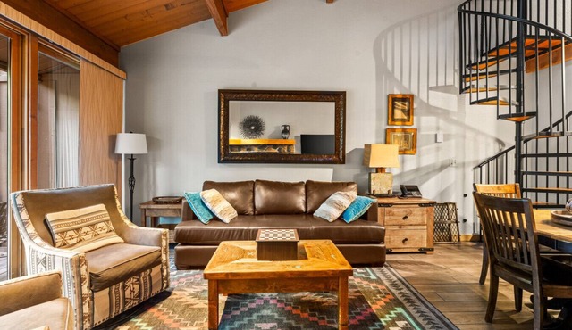 NEW! Tranquil Sedona Creekside Retreat!