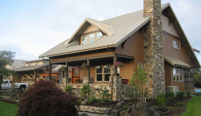 New True Country Craftsman