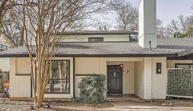 New Two Unit Property in North Austin I Sleep 14