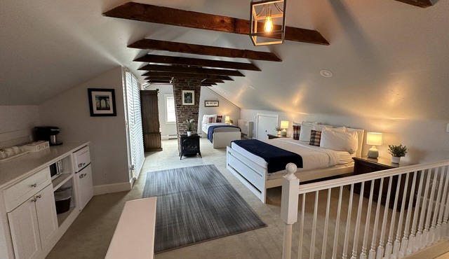 NEW! Unique Loft with Rooftop Deck in Downtown Newport - Unit 3