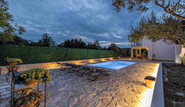 New!Unique Offer! Secluded Villa 4 km from the Sea