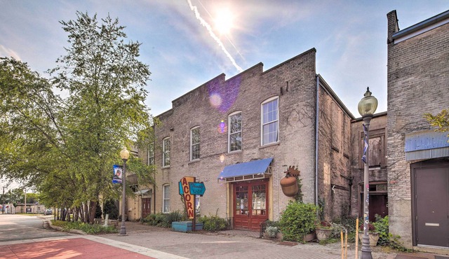 NEW! Unique Three Oaks Apartment w/ Furnished Deck