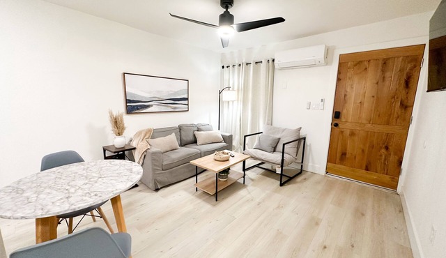 New & updated 2-bedroom 1 bathroom apt. Near Modesto 1mile from HWY 99