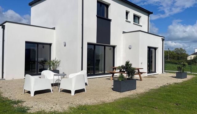 New vacation home 5 minutes from the sea