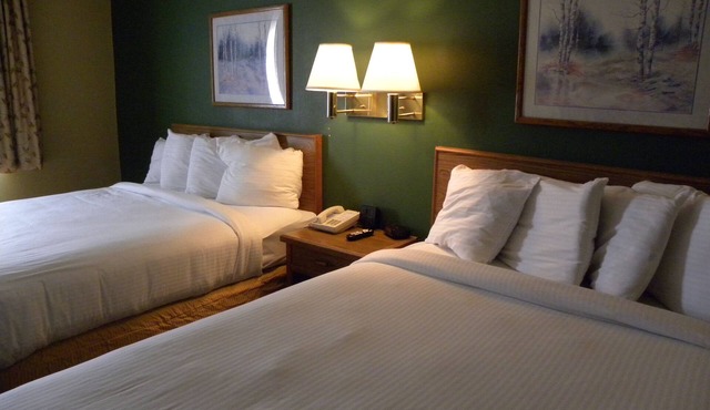 New Victorian Inn and Suites
