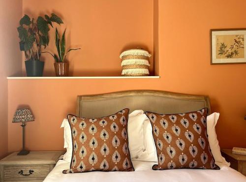 NEW Victorian Residence - sleeps 12