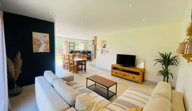 New villa in the Vaunage with garden 6/8 persons