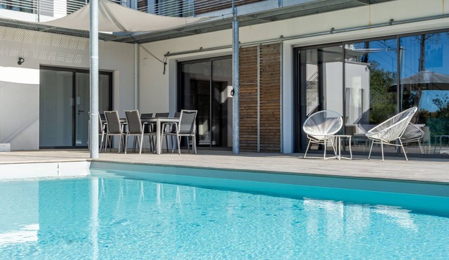 New villa 240m2, 5 bedrooms, 5 bathrooms, swimming pool, near ocean to Les Sables d'Olonne