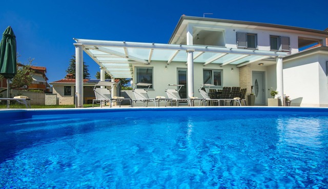 NEW Villa in a quiet village only 450 meters from the beach