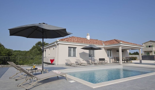 New villa near Rovinj with private pool