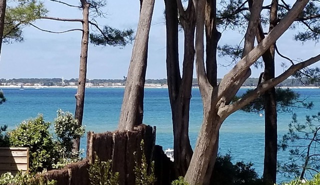 New villa, superb view of the Bassin, in the heart of Moulleau