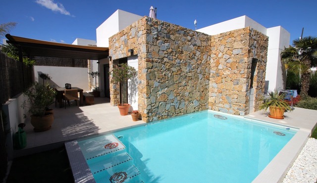 New villa with private pool