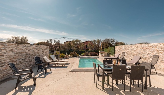 new villa with private pool