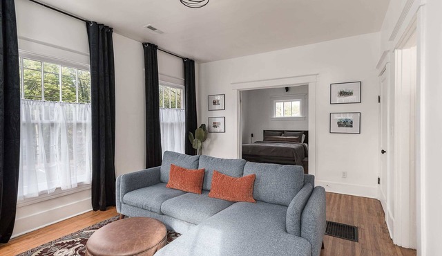 New! Walkable 2BR Boutique Condo on Restaurant Row