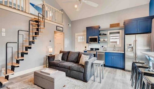 New walkable home with FREE off-street parking and 2 king beds