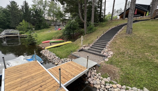 New Waterfront Full Rec Lake Home On UTV Sled Trails Sleeps 10
