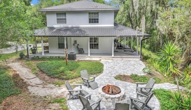 NEW!Waterfront unit kayak access to spring pet frn