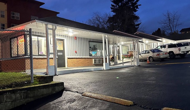 New West Motel