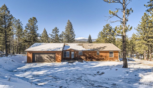 NEW! Wolfcamp: Hot Tub, Views & Fast Wi-Fi