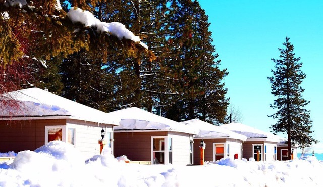 New Years ON THE LAKE @ classic Tahoe resort
