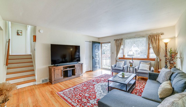 New York Abode: 2 Mi to Binghamton University!