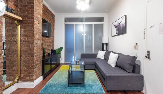 New York Nook: Full Equipped Cozy 2-Bedroom LES