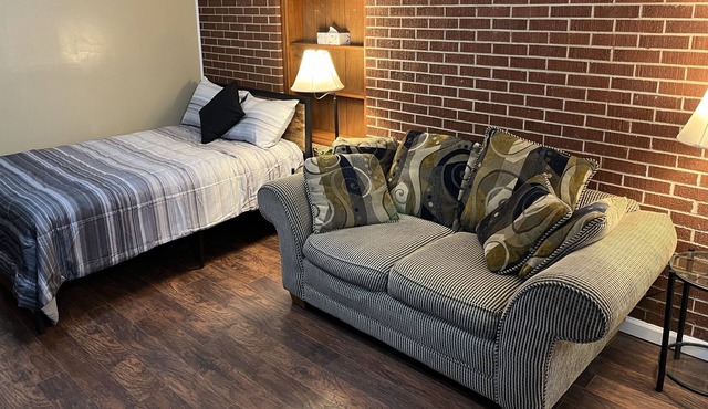 New York Vibe Studio Apartment in the Heart of Braselton.