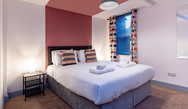 Newark Apartments: Ideal for Contractors with Parking