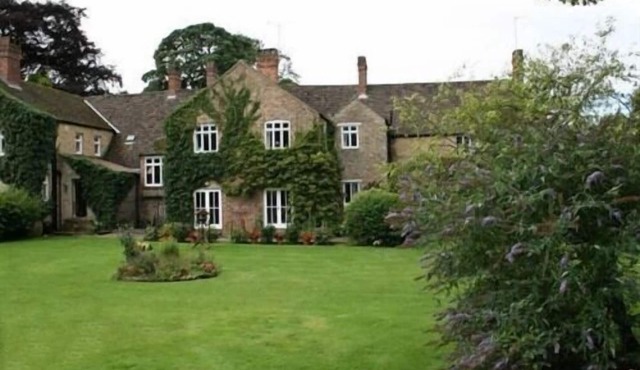 Newburgh House Bed & Breakfast