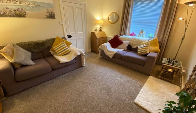 NewburghAprtment/Scotland/sleeps 4/FirePit/Garden