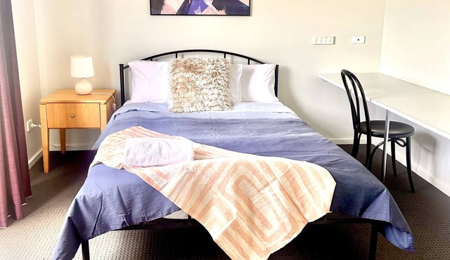 Newcasle 6 bedrooms home