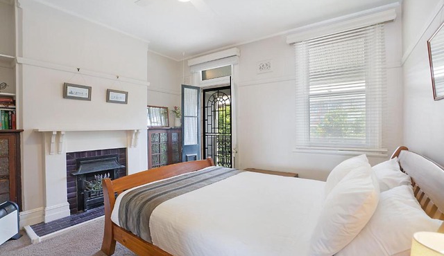 Newcastle Short Stay Accommodation - Vista Apartment