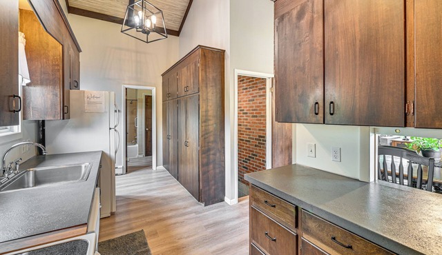 Newcomb Retreat w/Mountain Views & Fire Pit!