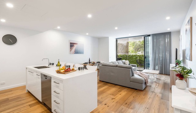 Newcombe Port Apartment