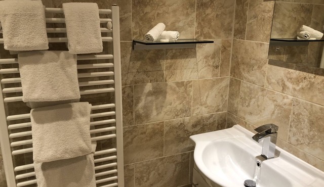 Newell Restaurant & Rooms