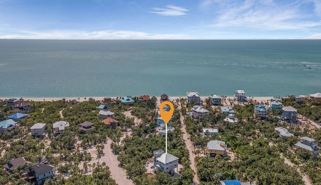 Newer construction designed to bring the outside in, short walk to the beach